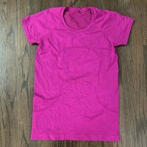Lululemon swiftly tech t-shirt